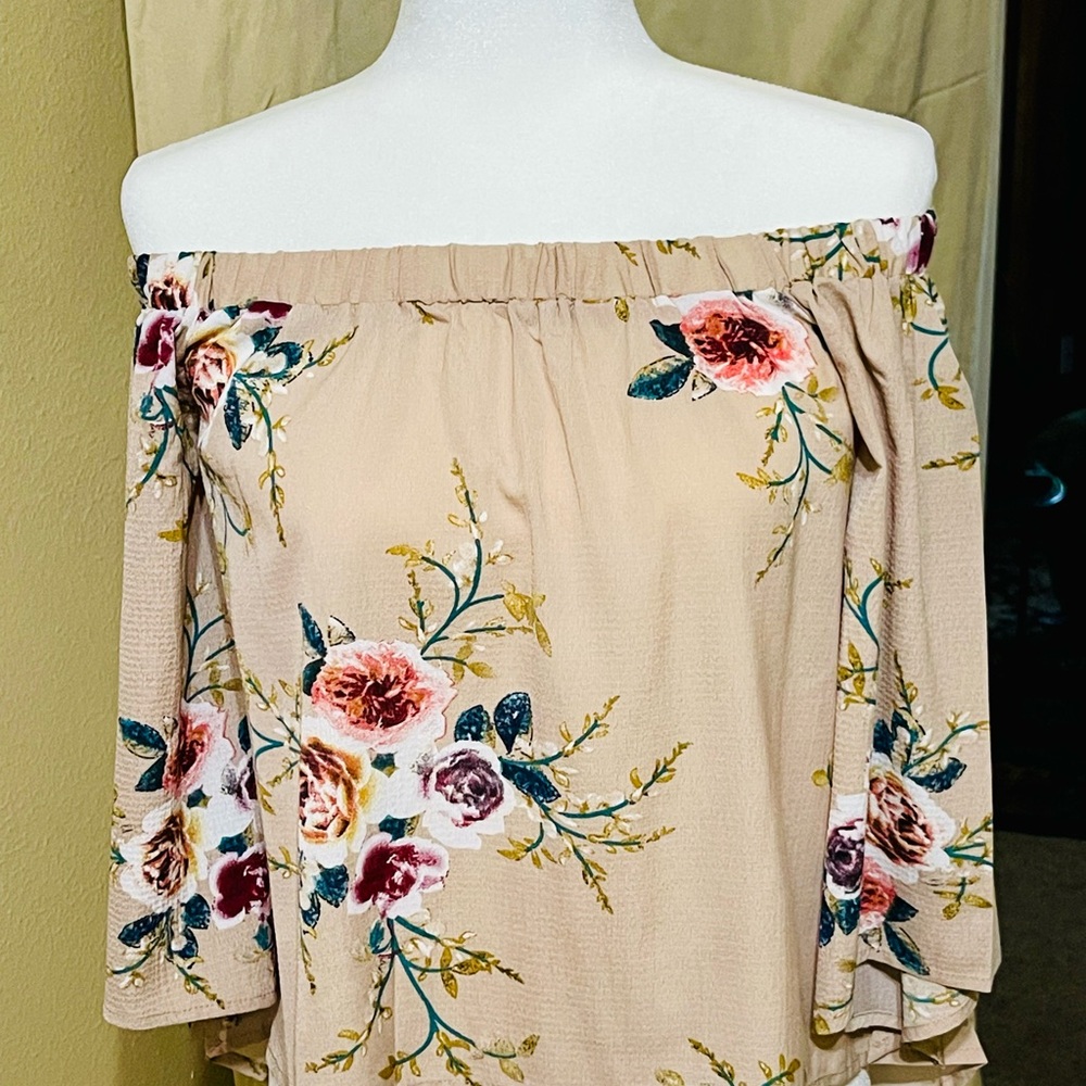 Peplum Floral Off-Shoulder Top - Tan